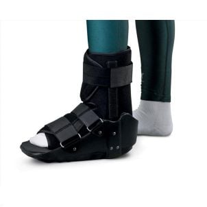 Medline Standard Ankle Walkers Black Medium ORT28200M